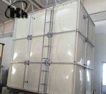 牡丹江方形生活饭店酒店宾馆小区保温水箱 一体化组合玻璃钢水箱